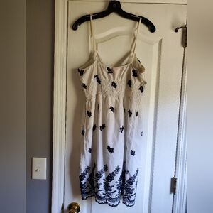 Floral Embroidered White Dress Size Large by She's Cool